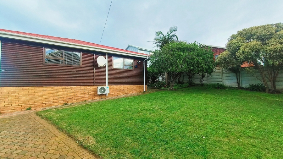 3 Bedroom Property for Sale in Dana Bay Western Cape